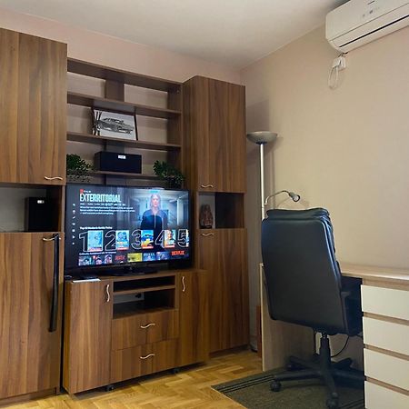 Mila Apartment Novi Sad Exterior foto