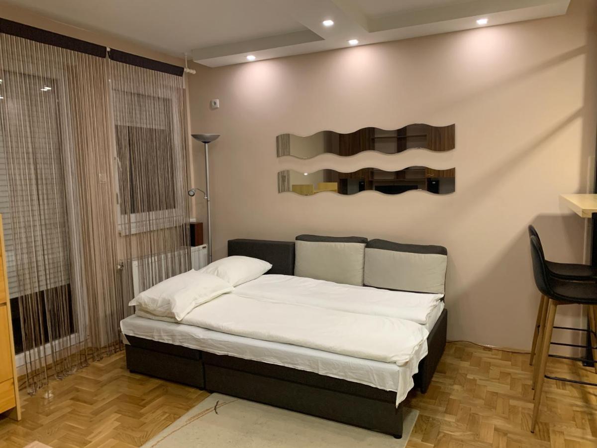 Mila Apartment Novi Sad Exterior foto